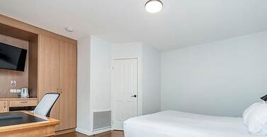 The Swan Valley Hotel