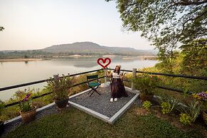 Khong Chiam Orchid Riverside Resort