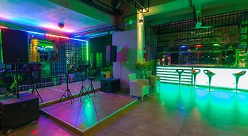 Seventh Heaven Hotel and High Bar