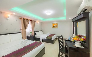 Seventh Heaven Hotel and High Bar