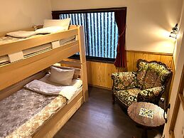 Guest House Oumi - Hostel