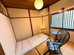 Guest House Oumi - Hostel