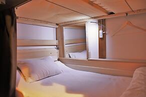 Guest House Oumi - Hostel