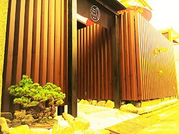 Guest House Oumi - Hostel