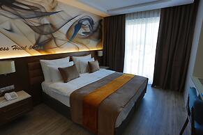 B Business Hotel & Spa