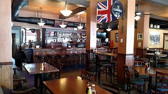 Ye Old English Inn