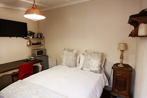 Town and Country Guest House