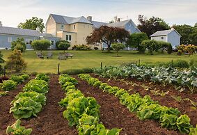 L'Auberge Provencale Inn & Restaurant