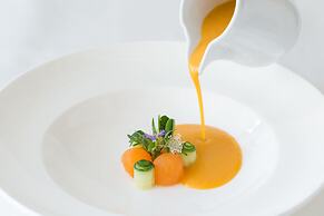 L'Auberge Provencale Inn & Restaurant