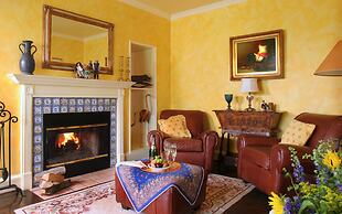 L'Auberge Provencale Inn & Restaurant