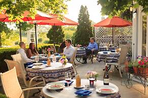 L'Auberge Provencale Inn & Restaurant