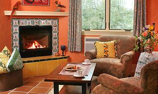 L'Auberge Provencale Inn & Restaurant