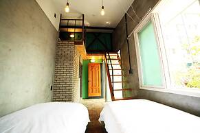 Hongdae Guesthouse Pajamaparty - Hostel