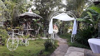 Relaxing Garden Resort