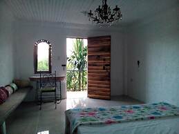 Relaxing Garden Resort