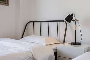 Lacasa Service Apartment