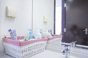 Lacasa Service Apartment