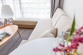 Lacasa Service Apartment