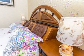 Lacasa Service Apartment