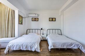 Lacasa Service Apartment