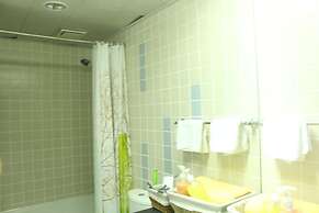 Lacasa Service Apartment