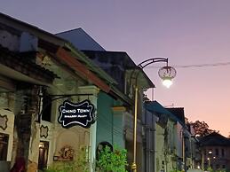 Chino Town Gallery Alley