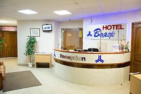 Voyage Hotel