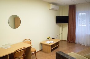 Voyage Hotel