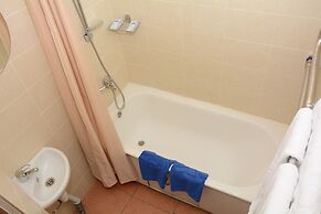 Voyage Hotel