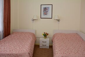 Voyage Hotel