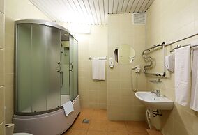 Voyage Hotel