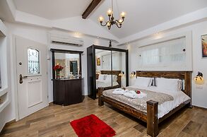 The Pearl of the Golan - Pnina BaGolan