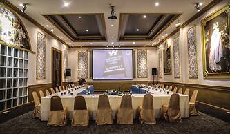 Westgate Residence Hotel