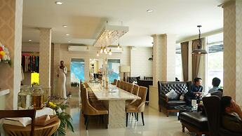 Westgate Residence Hotel