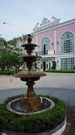 Westgate Residence Hotel