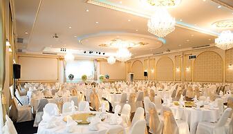 Westgate Residence Hotel