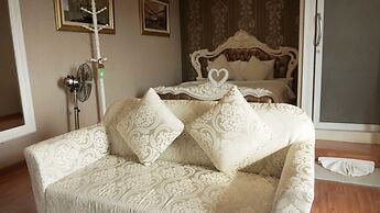Westgate Residence Hotel