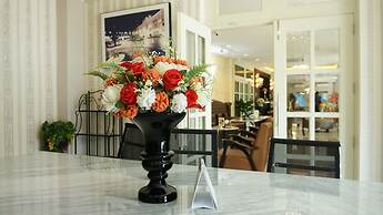 Westgate Residence Hotel