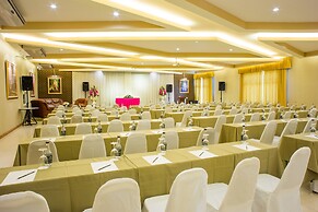 Westgate Residence Hotel