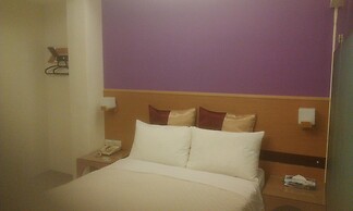 Purple Garden Hotel