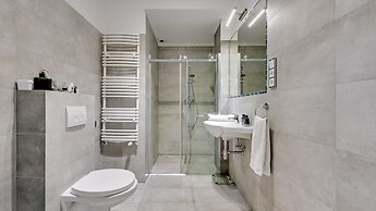 Dom & House - Apartments Baltiq Plaza