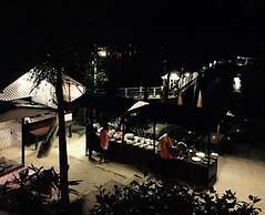 Shari-La Island Resort