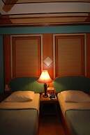 Shari-La Island Resort