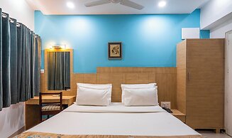 Hotel Ashish Palace