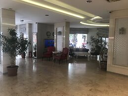 May Flower Apart Hotel