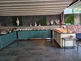 May Flower Apart Hotel