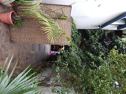 Jacaranda Guesthouse