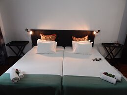 Jacaranda Guesthouse