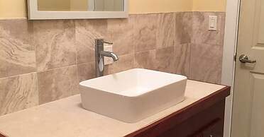 Mangrove Cay Sea View Villas