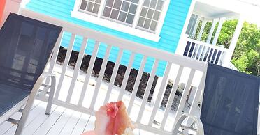 Mangrove Cay Sea View Villas